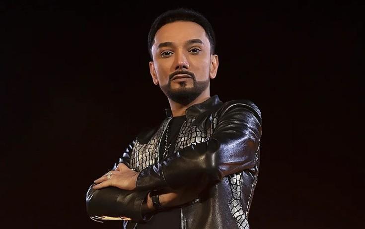 "Rəsmi milyonçularından biri idim..."