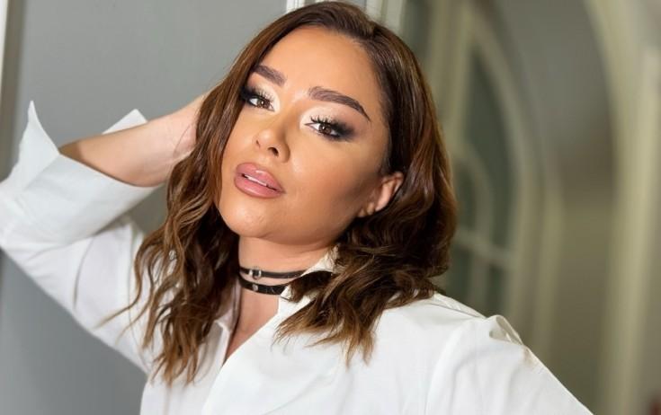 Xatirə səhnə ilə vidalaşır