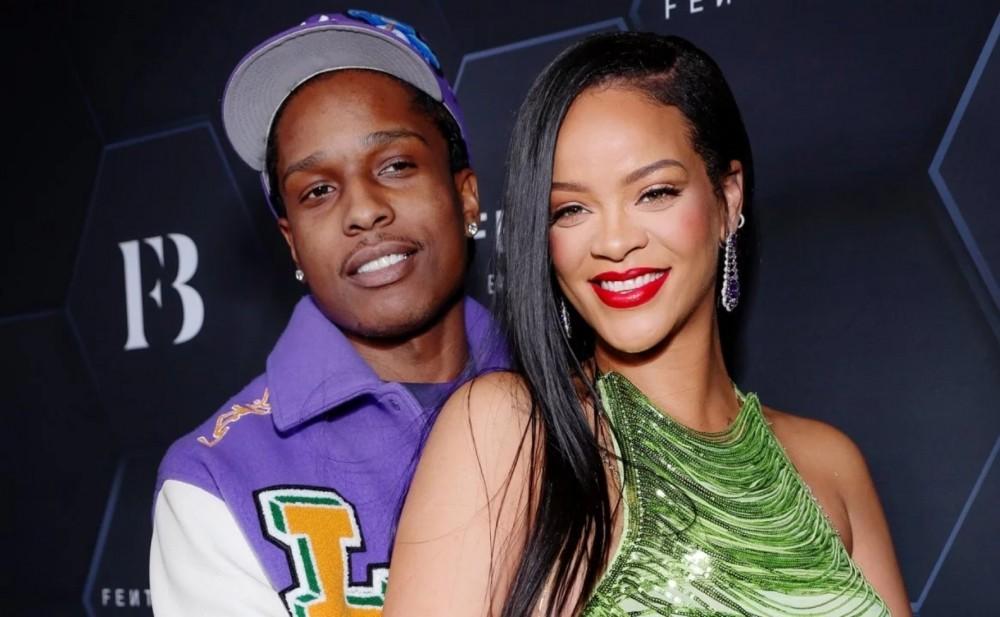 Rihanna üçün xüsusi üzük hazırladıb - FOTO