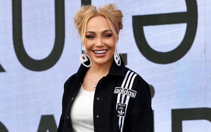 "Hörmət artıq aktual deyil..."