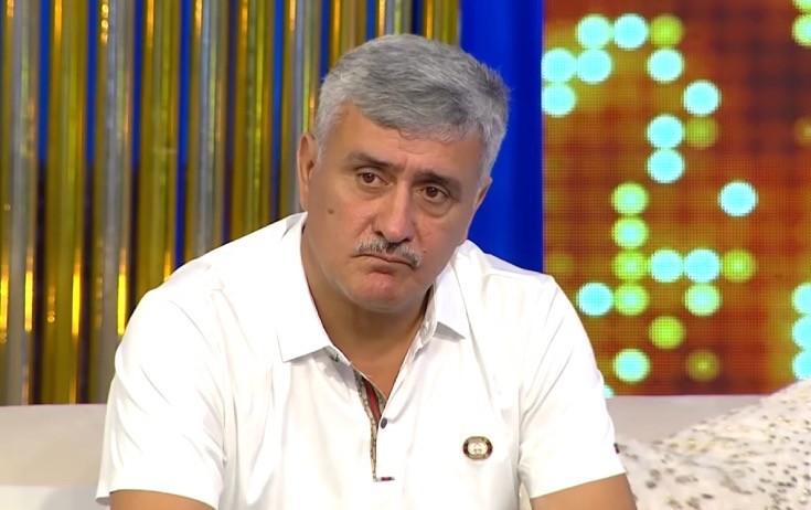 "Elələri ilə öpüşüb-görüşmürəm..."