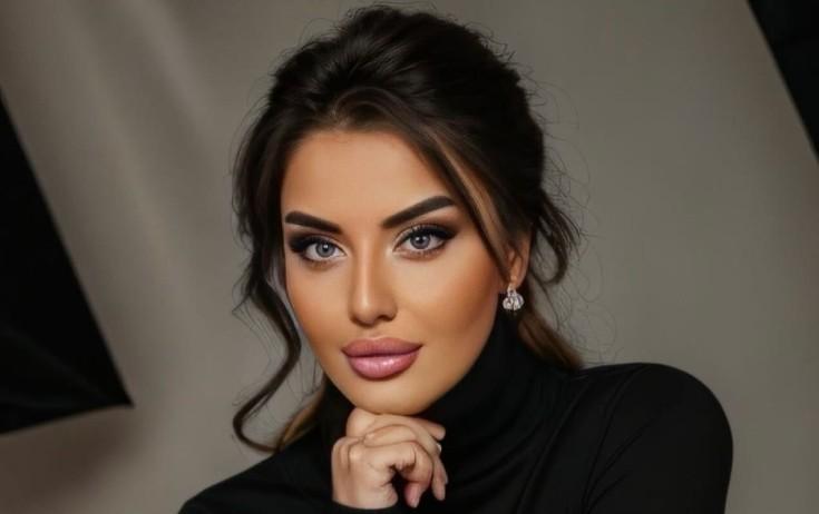 Ayşən kimləri tənqid edib?