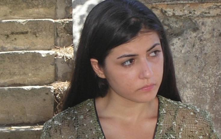 Sevincin 20 il əvvəlki FOTOLARI