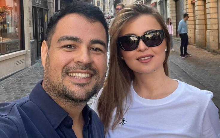 Sevda mahnıları üçün pul xərcləyir