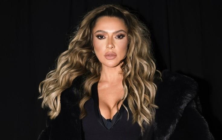 Hadisə ana olmaq istəyir