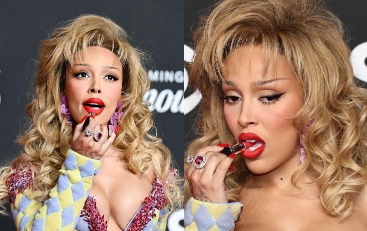 Reper dodaq boyasını yeyib - VİDEO