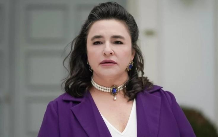 Aktrisa Fransaya köçüb