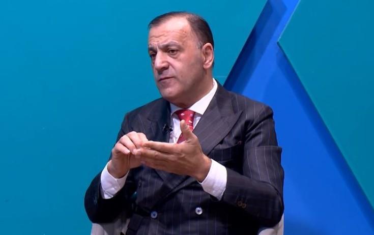 Nazim həkimdən təzminat alıb