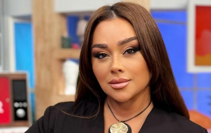 İynə Xatirənin gözünə pis təsir edib