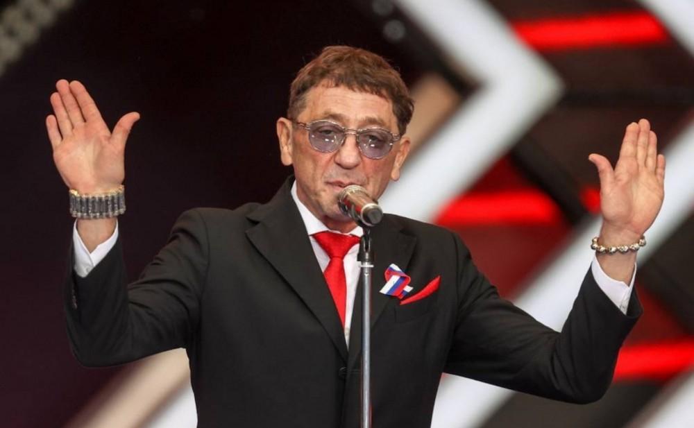 Müğənninin konsert qiyməti düşüb