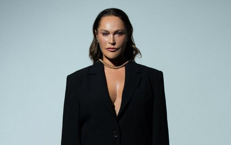 Hülya nənə olmaq istəyir