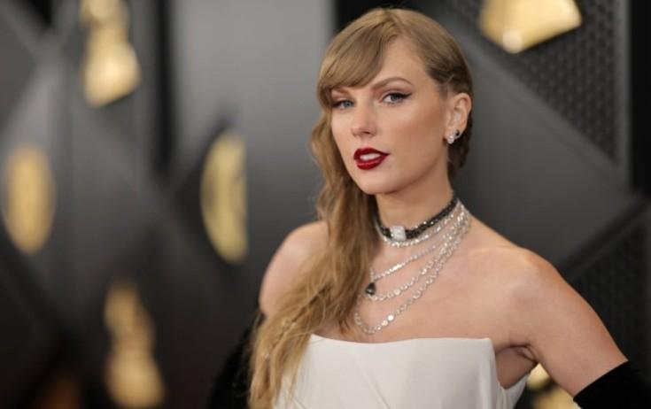 Teylor ilin musiqi ifaçısı oldu