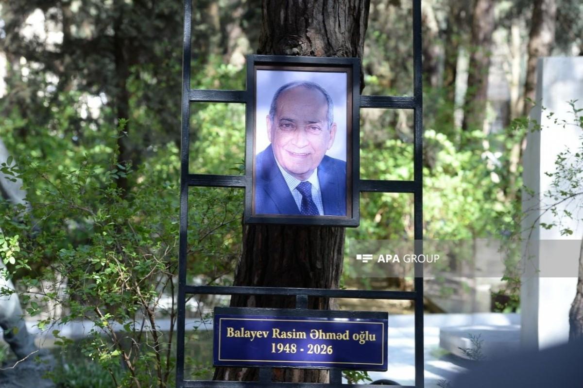 Xalq artisti dəfn edilib - YENİLƏNİB